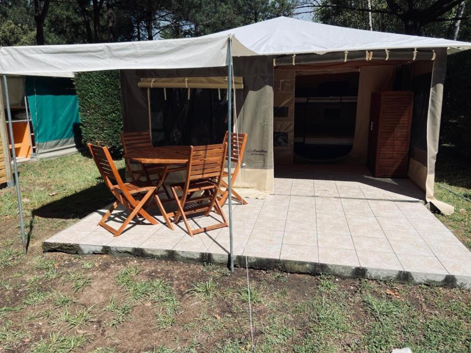 Camping Les Maraises Saint-Martin-de-Ré Exterior foto
