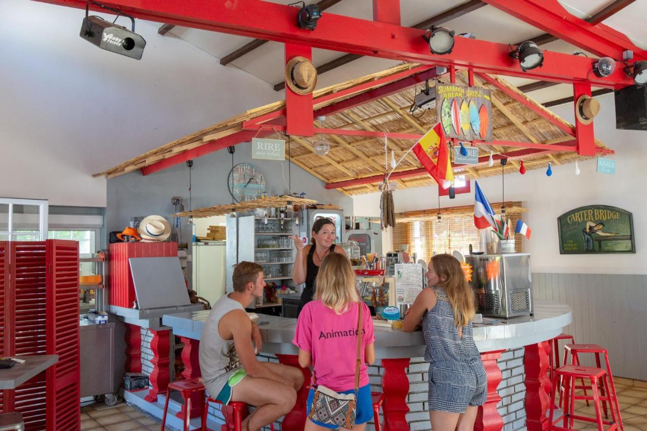 Camping Les Maraises Saint-Martin-de-Ré Exterior foto